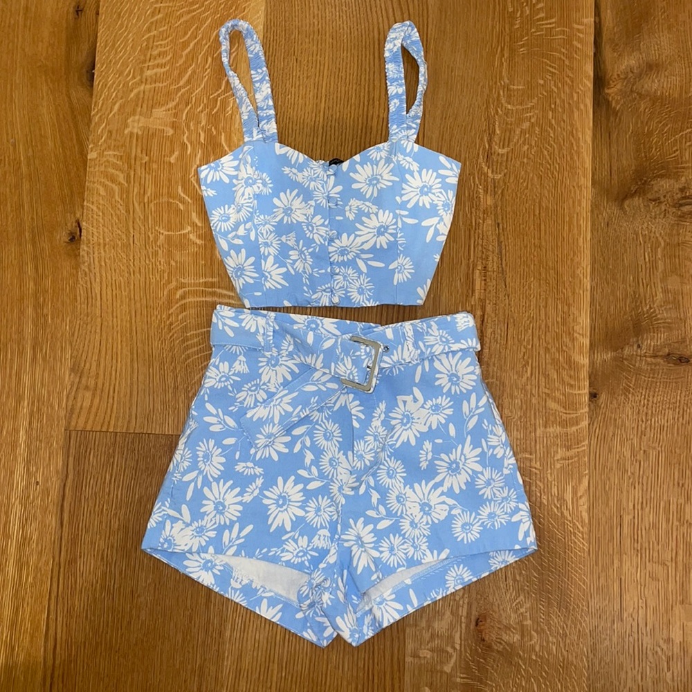 Zara floral set.